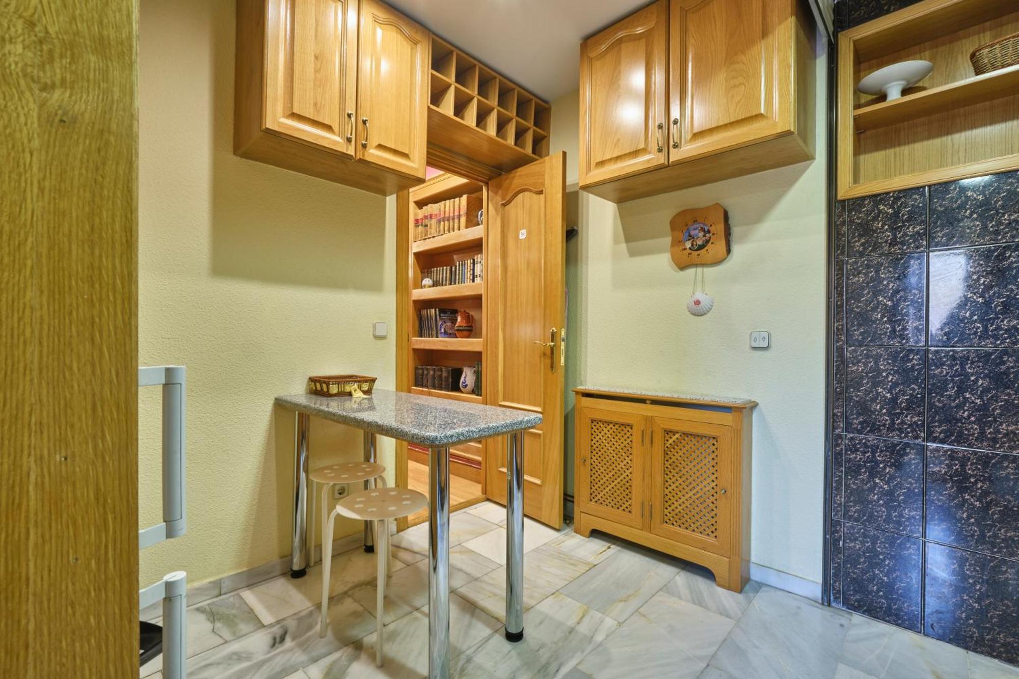 Apartamentos Carlos Madrid Exterior photo