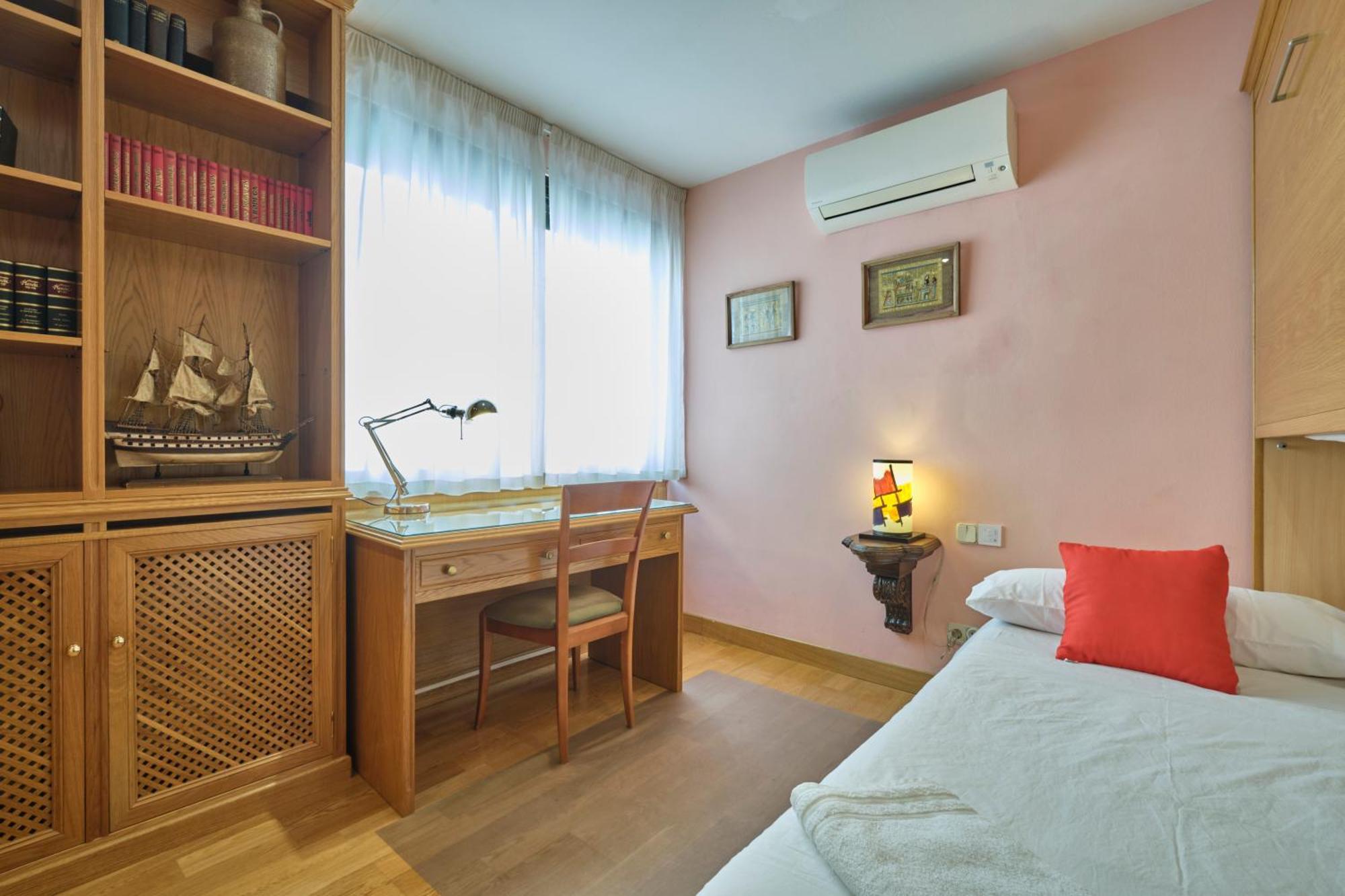 Apartamentos Carlos Madrid Exterior photo